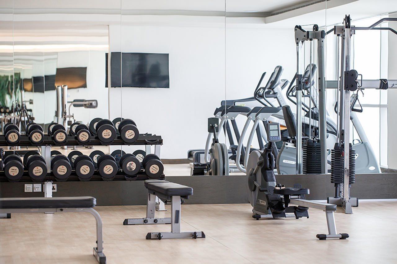 Royal M Al Aqah Beach Resort By Gewan Esterno foto A gym
