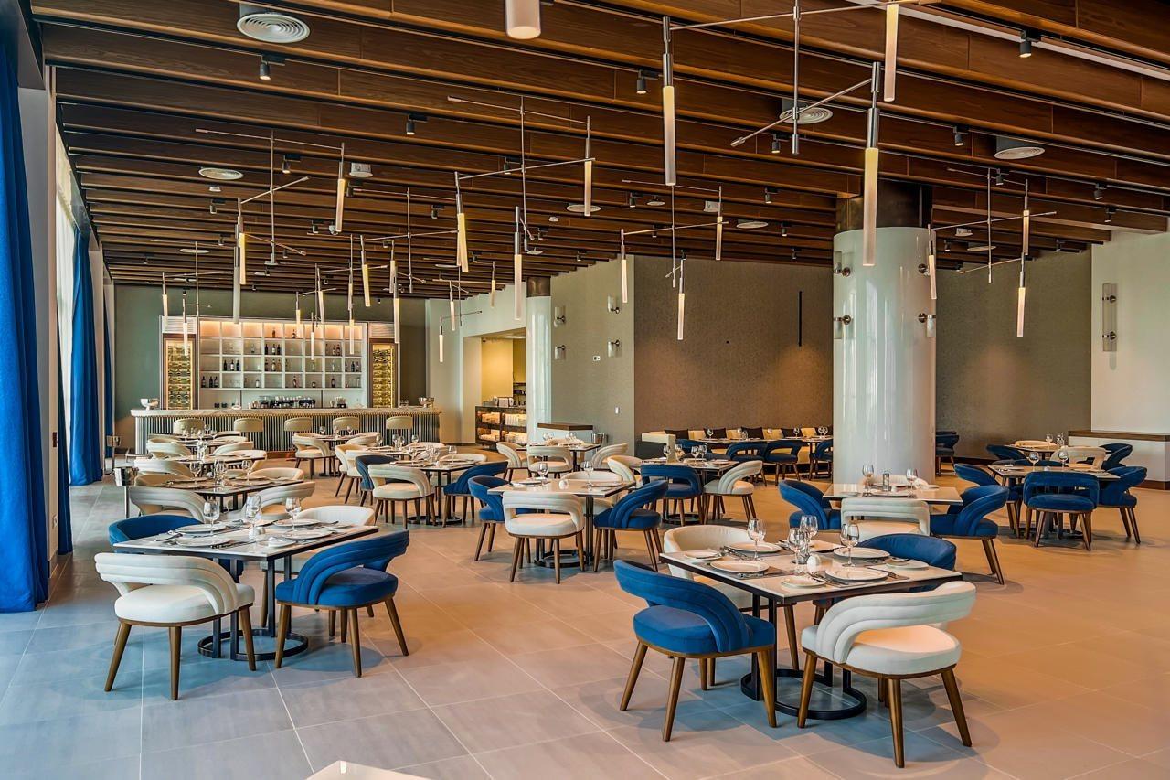 Royal M Al Aqah Beach Resort By Gewan Esterno foto The dining room at the restaurant