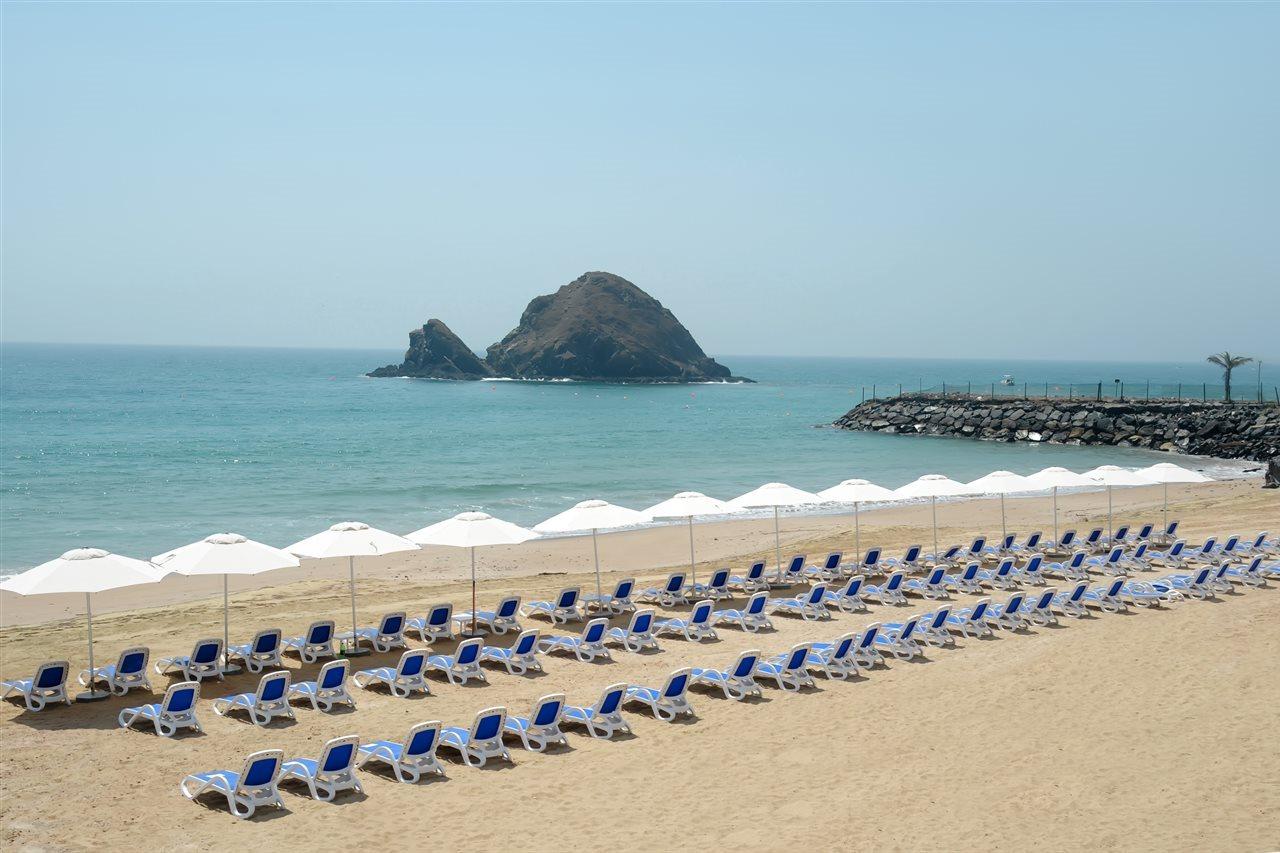 Royal M Al Aqah Beach Resort By Gewan Esterno foto Playa de Sabinillas